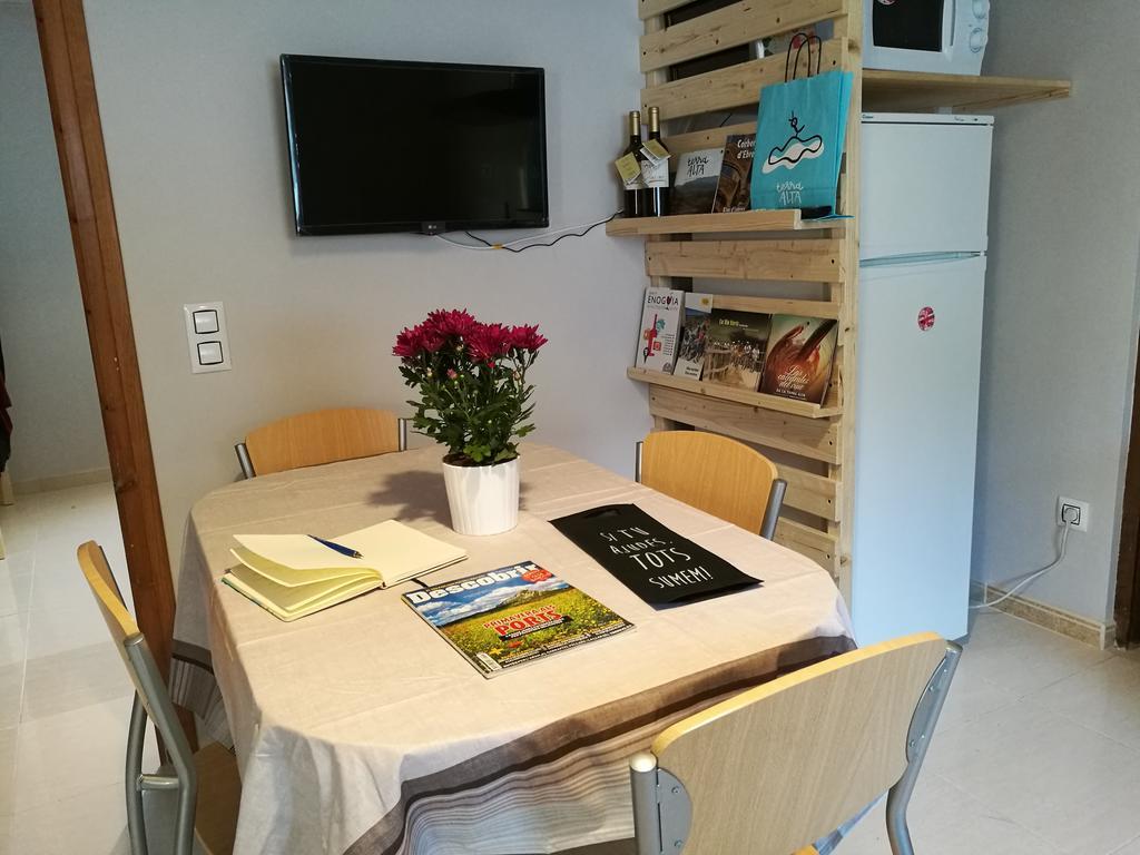 Apartaments Els Temporers Corbera Esterno foto